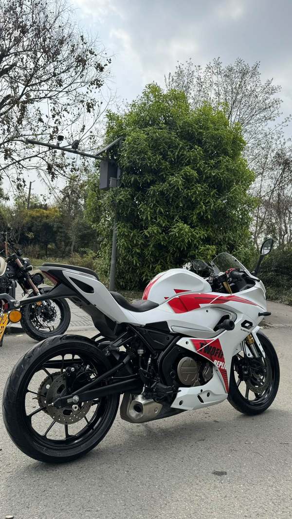 二手QJMOTOR赛250