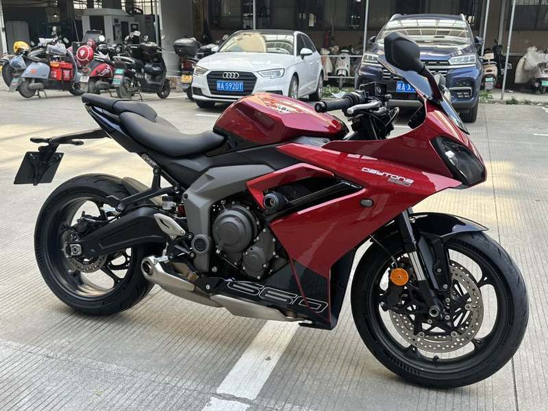 二手凯旋Daytona 660