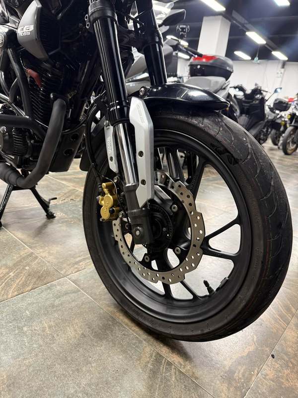 二手五羊本田鸷道 CB190SS