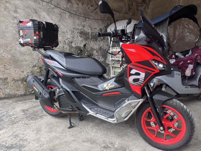 二手阿普利亚SR GT 200