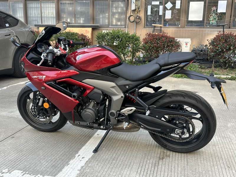 二手凯旋Daytona 660