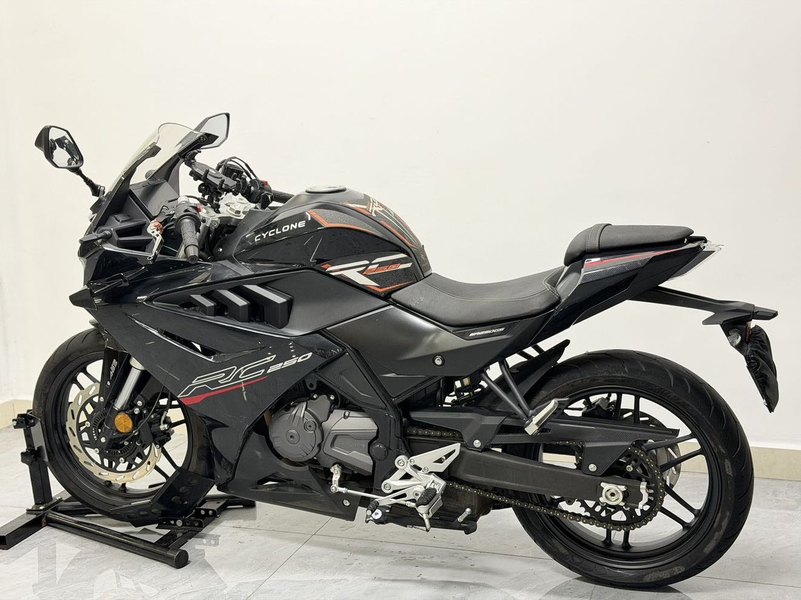 二手赛科龙RC250