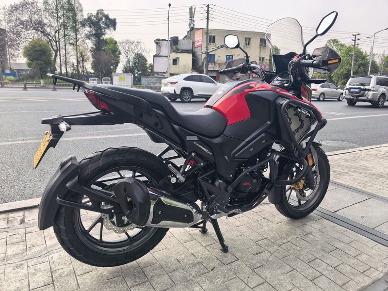 二手五羊本田猛鸷 CB190X