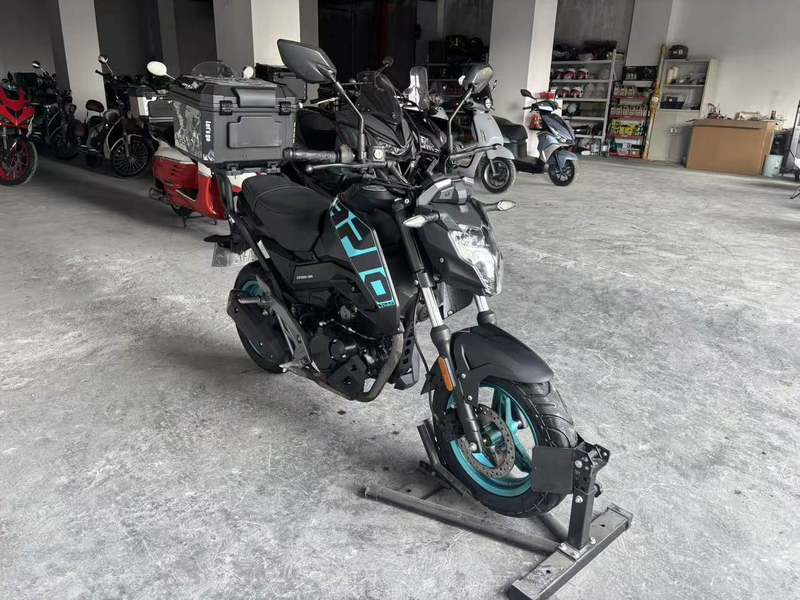 二手春风ST狒狒