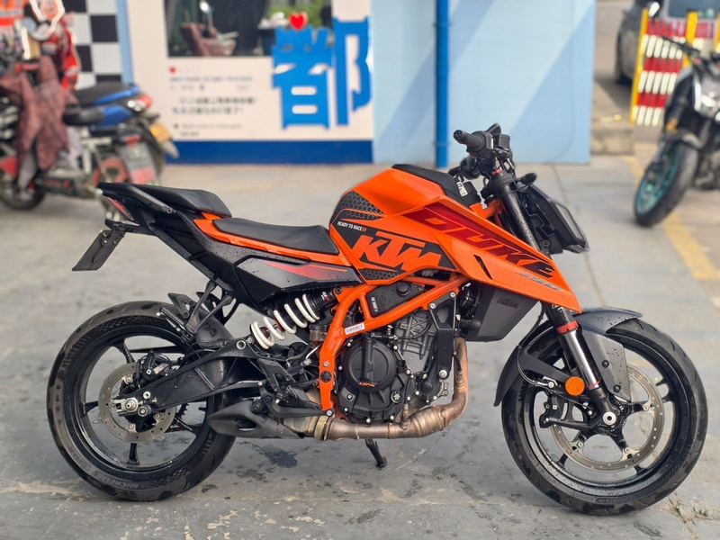 二手KTMR2R390 Duke