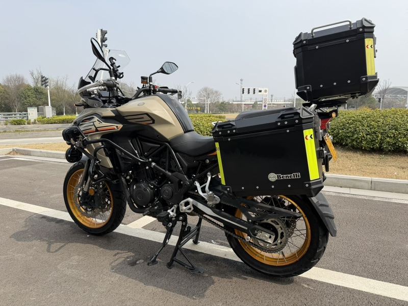 二手贝纳利TRK552