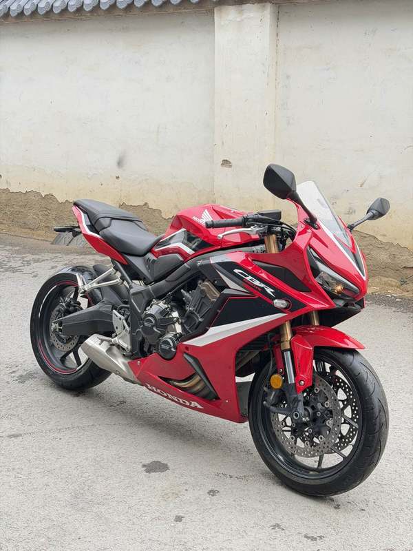 二手本田CBR650R