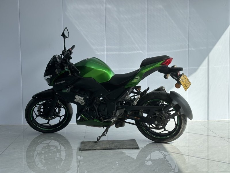 二手川崎Z 250 ABS