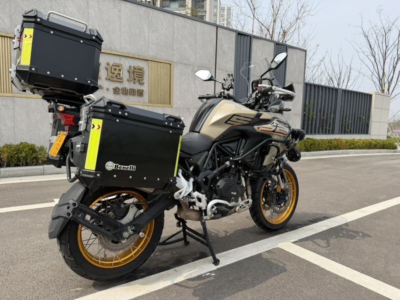 二手贝纳利TRK552