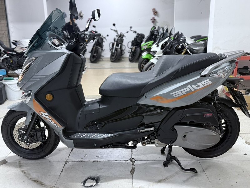 二手光速A Plus 400