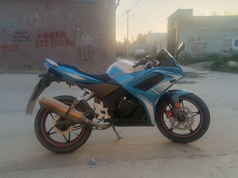 二手春风夜猫CF150-2C