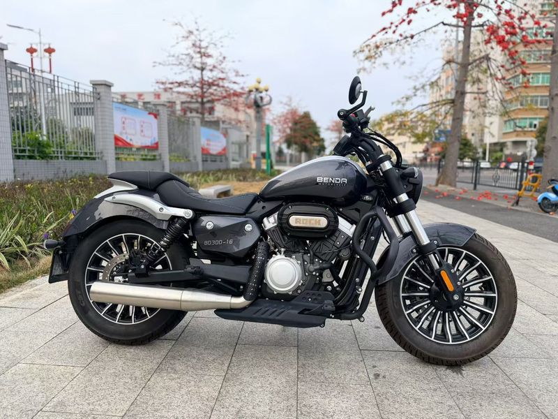 二手奔达Rock300 灰石