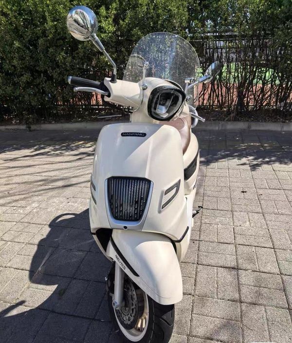 二手南方梦拉丽莎 飞戈