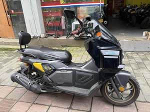 二手猎变机甲蜂