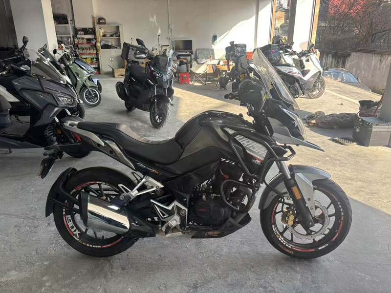 二手五羊本田猛鸷 CB190X