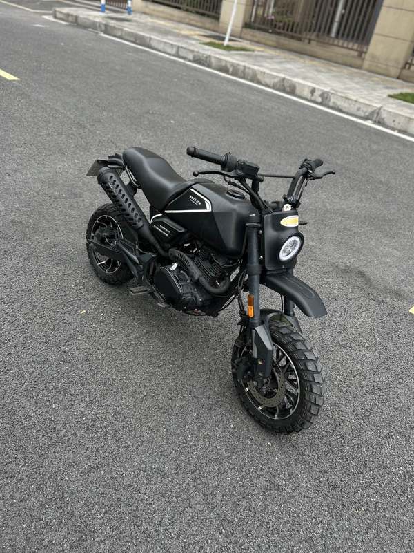 二手天地游侠布雷斯通 魔童 D5