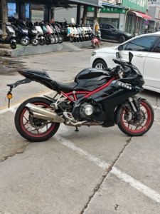 二手贝纳利龙卷风 Tornado 302R