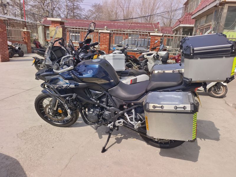 二手贝纳利金鹏 TRK502