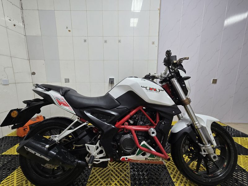 二手贝纳利小黄龙 TNT25