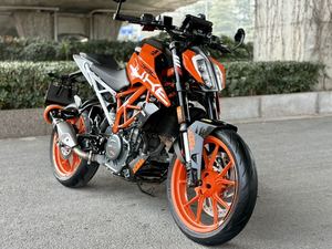 二手KTMR2R390 Duke