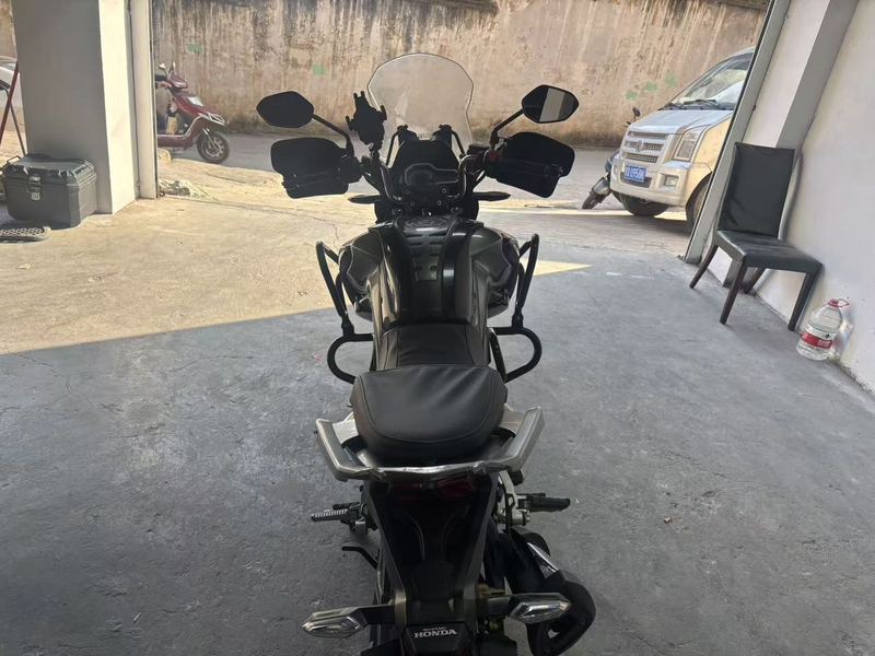 二手五羊本田猛鸷 CB190X