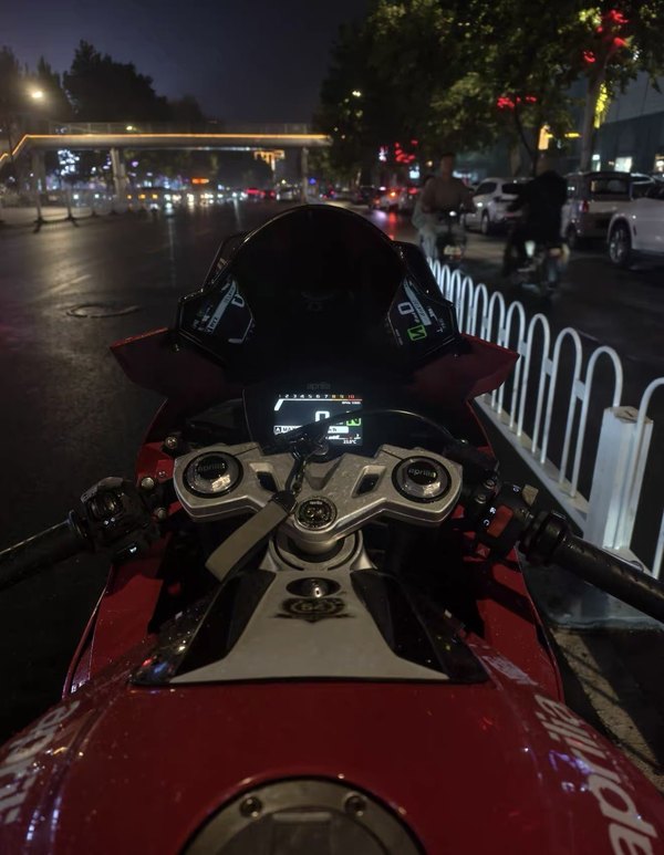 二手阿普利亚RS 250