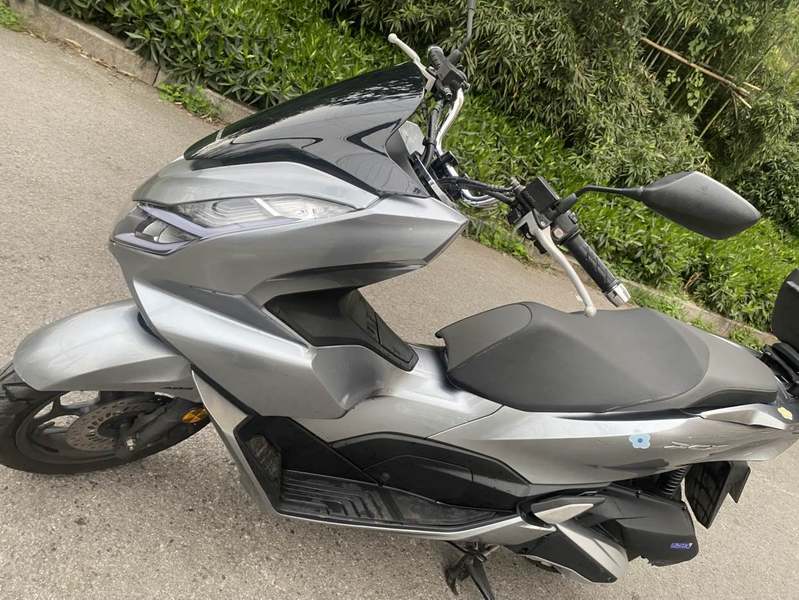 二手五羊本田PCX