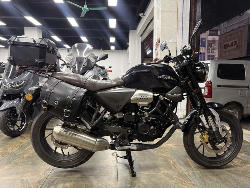 二手五羊本田鸷道 CB190SS