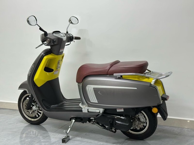 二手嘉鹏布加迪