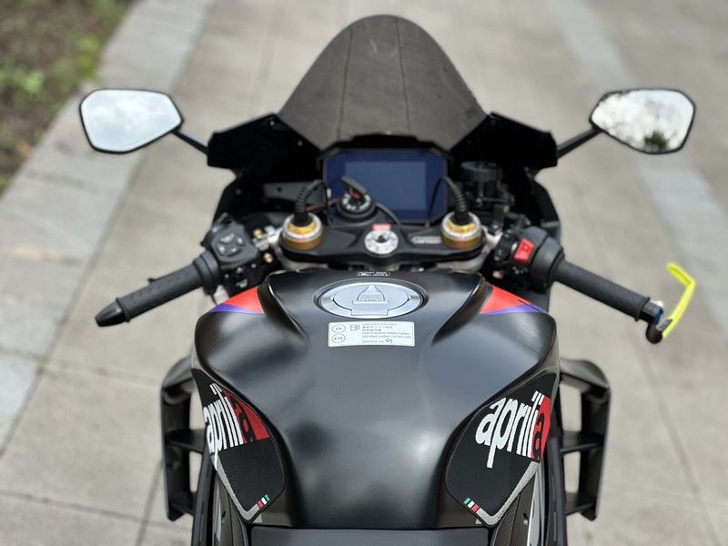 二手阿普利亚RSV4