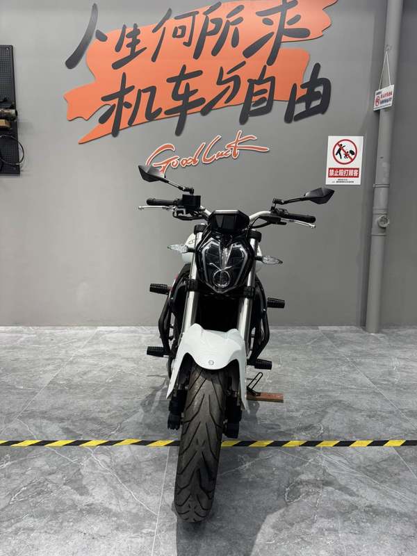 二手贝纳利蓝宝龙 BN302S