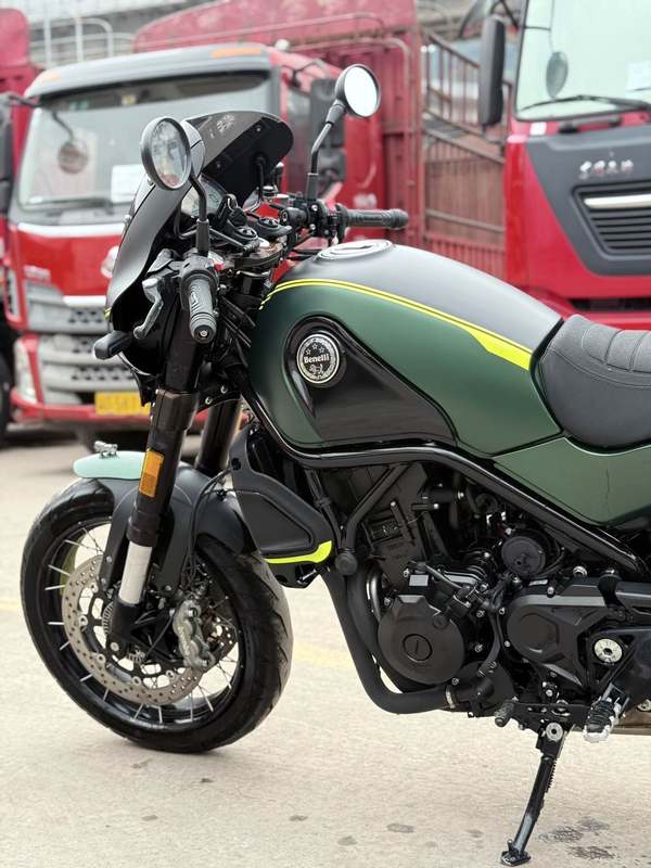 二手贝纳利幼狮 Leoncino 500