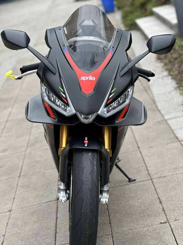 二手阿普利亚RSV4