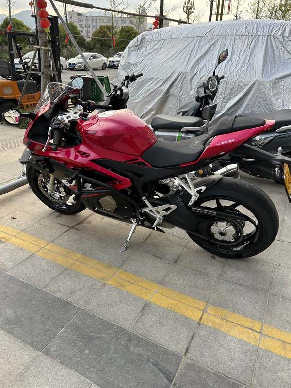 二手张雪机车500RR