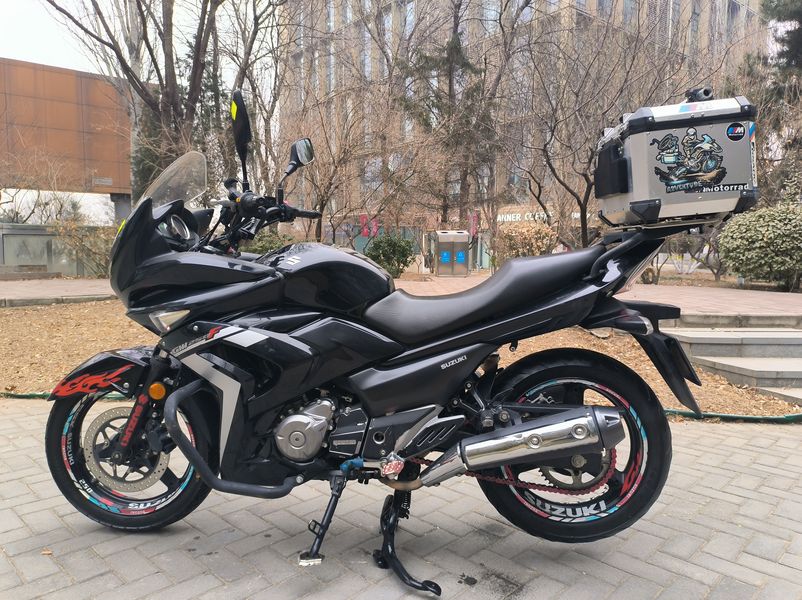 二手豪爵铃木骊驰 GW250