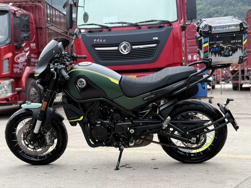 二手贝纳利幼狮 Leoncino 500