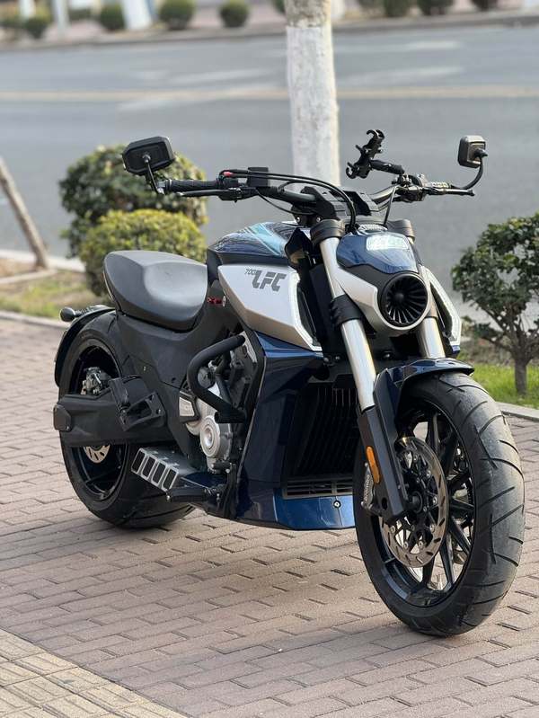 二手奔达LFC700 燎