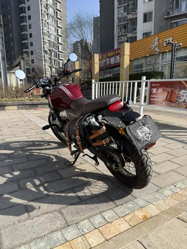 二手五羊本田鸷道 CB190SS