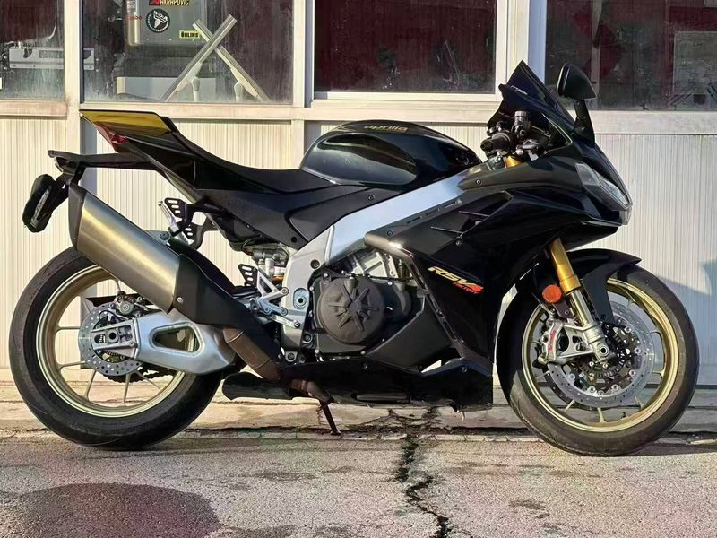 二手阿普利亚RSV4