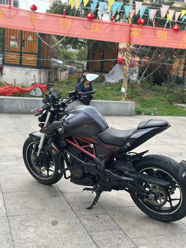 二手QJMOTOR追350