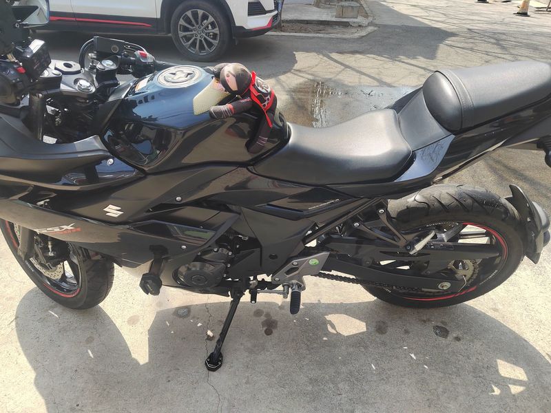 二手豪爵铃木GSX250R
