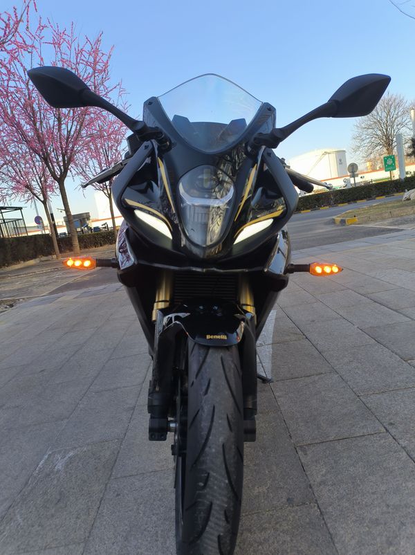 二手贝纳利龙卷风 Tornado 302R