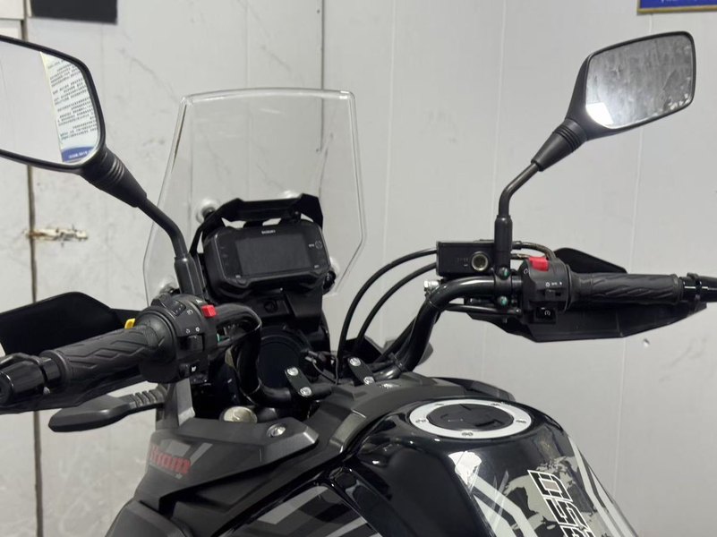 二手豪爵铃木DL250