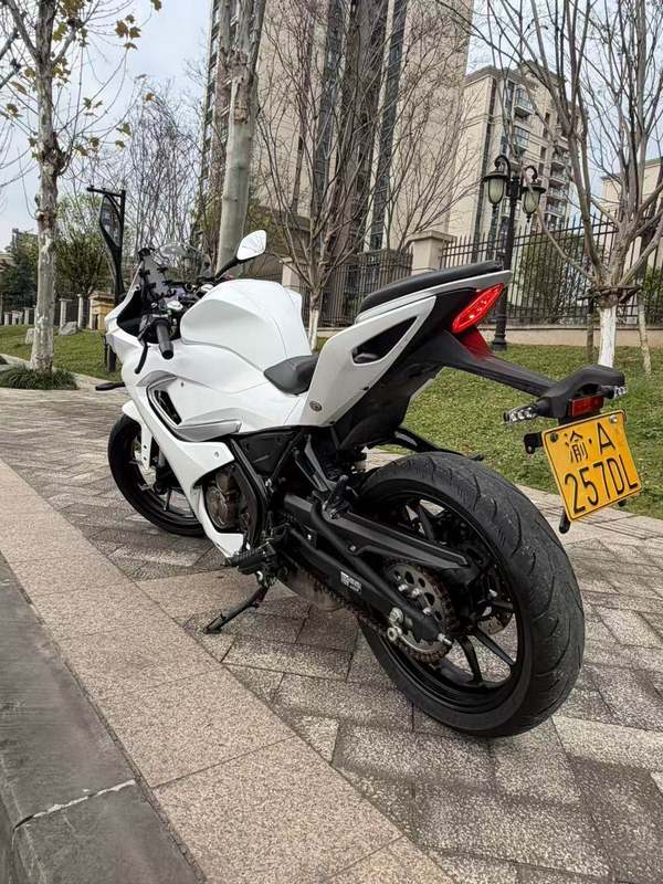 二手QJMOTOR赛250