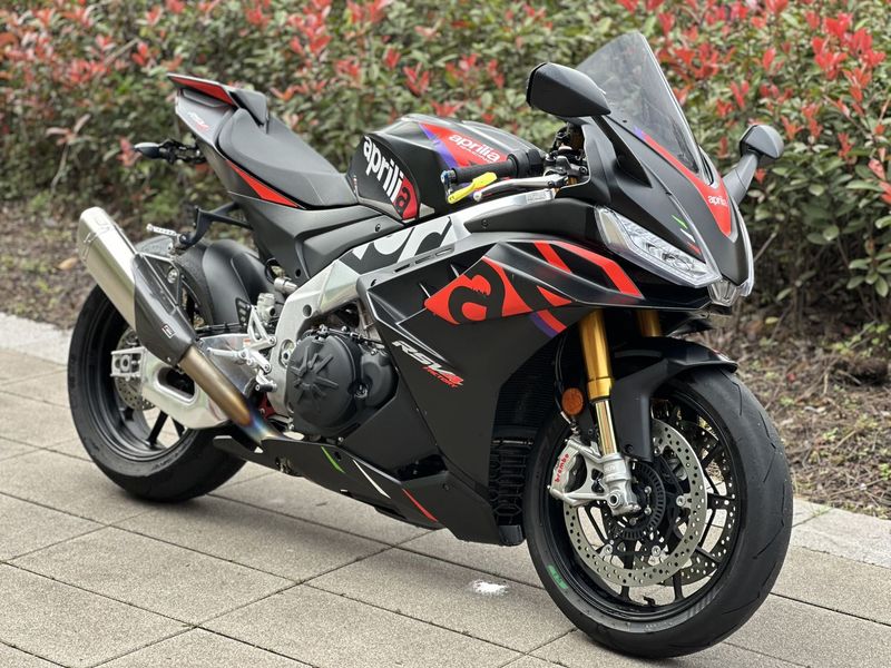 二手阿普利亚RSV4