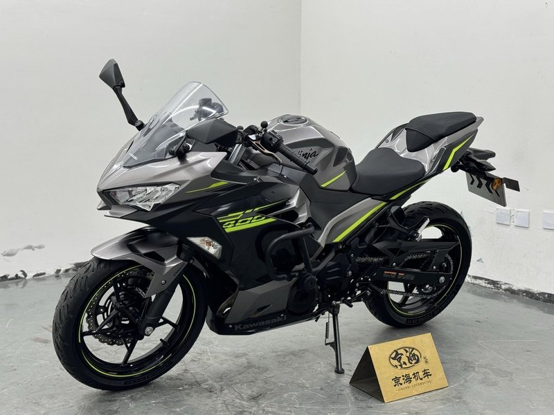 二手川崎Ninja 400