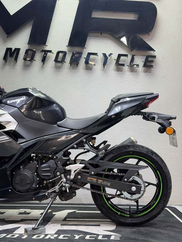 二手川崎Ninja 400