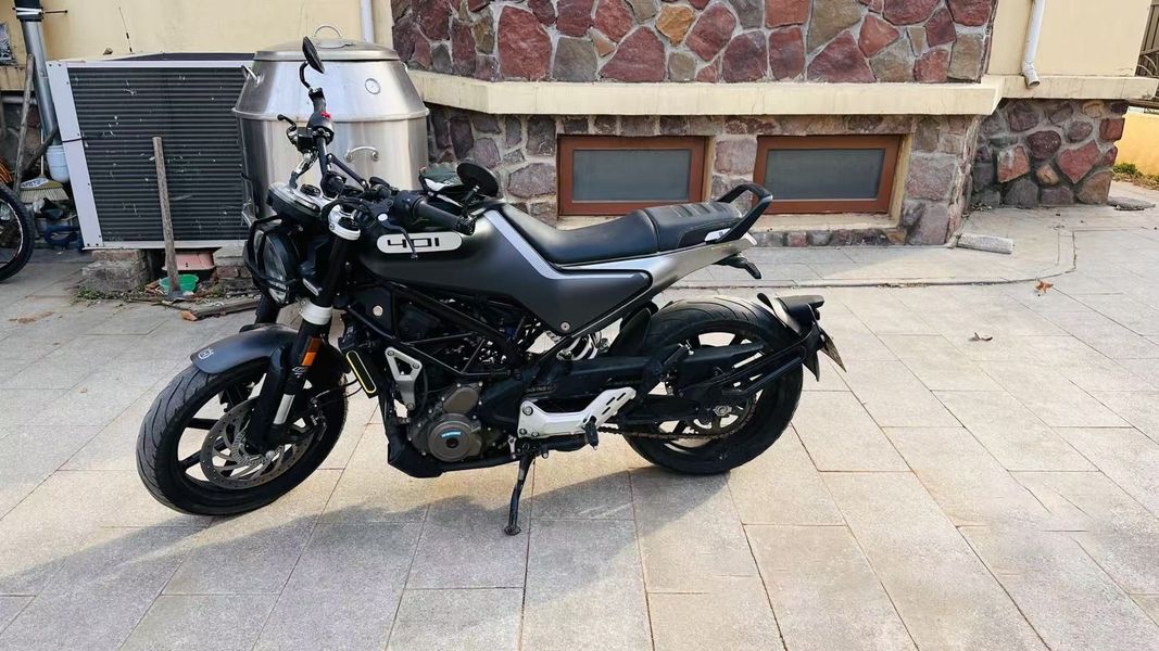 二手HUSQVARNA黑箭 401