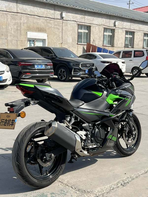 二手川崎Ninja 400
