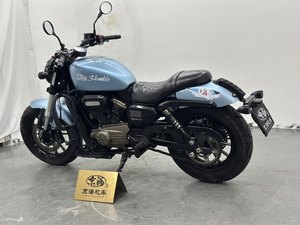 二手QJMOTOR闪300